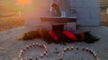 ТОРЖЕСТВЕННЫЙ ПАРАД-МИТИНГ ЖИТЕЛЕЙ И ОРГАНИЗАЦИЙ, «СВЕЧА ПАМЯТИ»